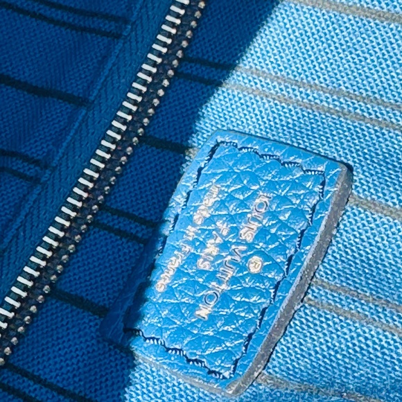 Perfect blue Louis Vuitton shoulder bag - Picture 7 of 12